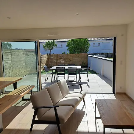 Contemporaine Pres De La Avec Jardin, Terrasse Et Wifi - Fr-1-22-359 펜션 라트슈수르메르