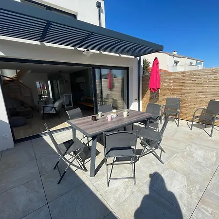 Contemporaine Pres De La Avec Jardin, Terrasse Et Wifi - Fr-1-22-359 펜션 *