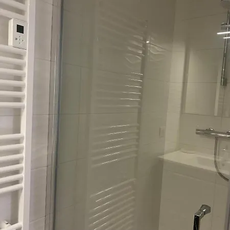 Contemporaine Pres De La Avec Jardin, Terrasse Et Wifi - Fr-1-22-359 Feriehus